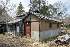 上野家住宅（山梨県山梨市東） 穀蔵