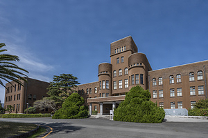 旧九州帝国大学工学部本館