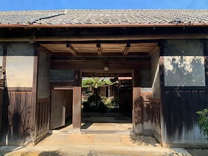 旧中村家住宅門長屋