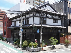 旧國武合名会社綿糸部店舗及び倉庫