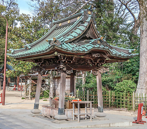 越谷久伊豆神社手水舎
