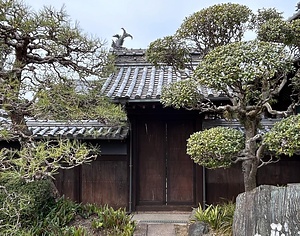 仙波家住宅露地門及び塀