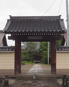 常敬寺山門