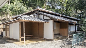 創垂館