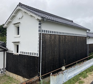 瀬崎家住宅南蔵