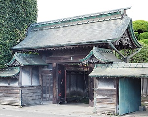 笹森家住宅表門及び南西塀