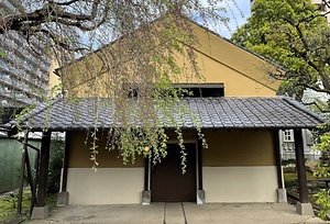 アトリエあずき倉庫（旧青木製餡工場倉庫）