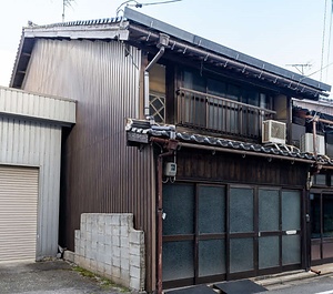 坂江家住宅店舗兼主屋