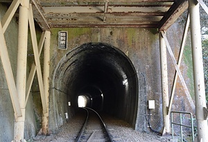 嵯峨野観光鉄道鵜飼第三隧道