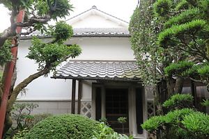 梶間家住宅内蔵