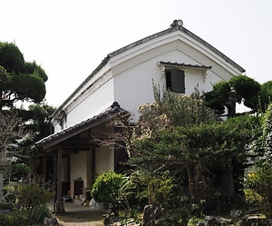榎家住宅土蔵
