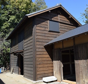 木村家住宅オモシ蔵