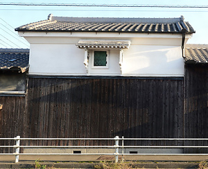 池本家住宅内蔵